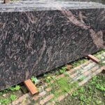 yonit-tiger-skin-granite-slab-1